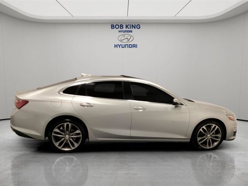 Used 2021 Chevrolet Malibu Premier FWD image 6