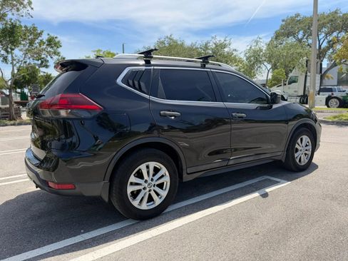Used 2018 Nissan Rogue S w/ S Value Package FWD image 10