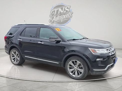 Used 2018 Ford Explorer Limited AWD/4WD image 3