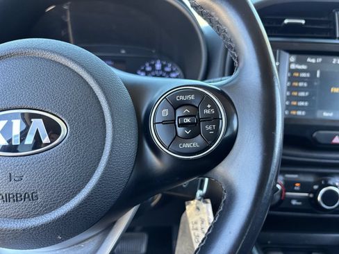 Used 2020 Kia Soul GT-Line FWD image 27