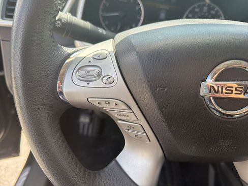 Used 2016 Nissan Murano SV FWD image 19