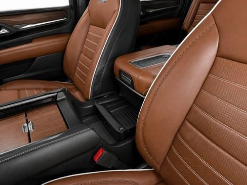 Used 2023 GMC Yukon Denali Ultimate AWD/4WD image 28