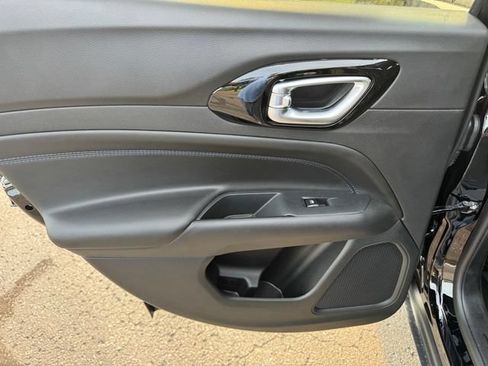 New 2026 Jeep Compass Limited AWD/4WD image 19