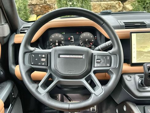 Used 2024 Land Rover Defender 130 X image 23