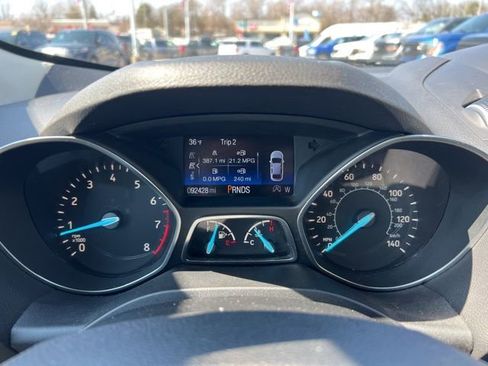 Certified 2017 Ford Escape SE w/ Equipment Group 201A image 10