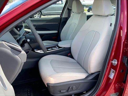 Used 2023 Hyundai Sonata SEL image 7