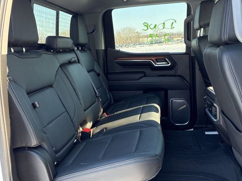 Used 2023 GMC Sierra 1500 Denali w/ Technology Package image 15