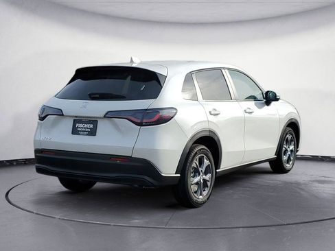 New 2026 Honda HR-V LX image 3