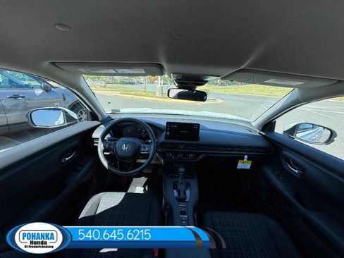 New 2026 Honda HR-V LX image 14