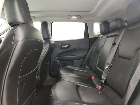 Used 2021 Jeep Compass Latitude w/ Sun and Sound Group FWD image 10