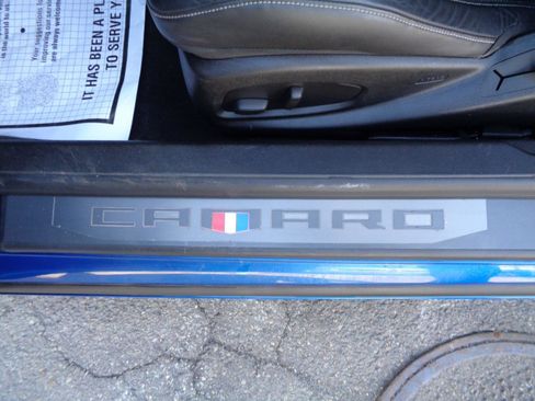 Used 2016 Chevrolet Camaro SS image 30
