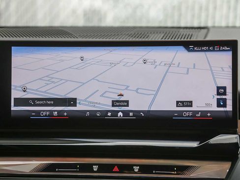 Used 2024 BMW i5 eDrive40i w/ M Sport Package image 11