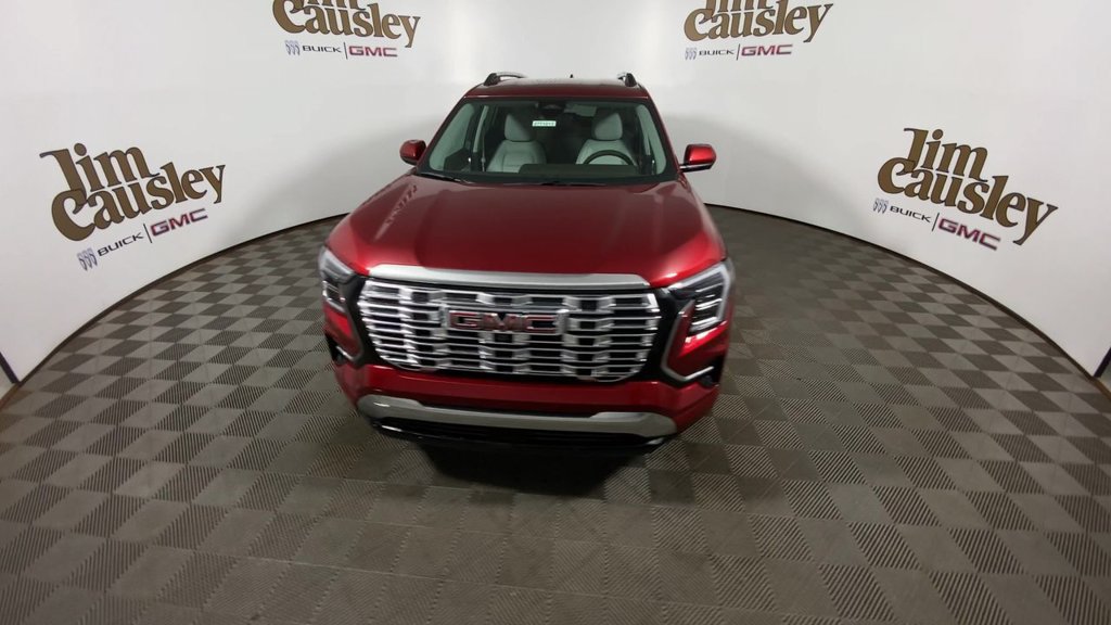 Used 2027 GMC Terrain Denali AWD/4WD image 3