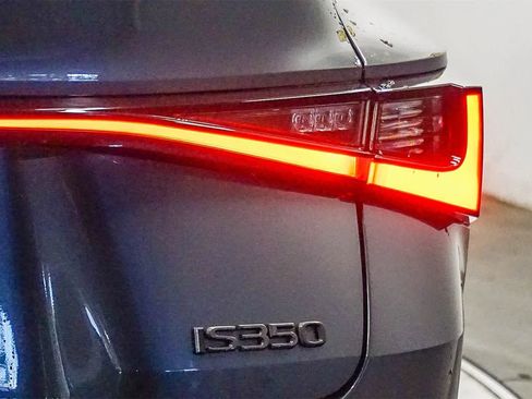 Used 2023 Lexus IS 350 F Sport image 11