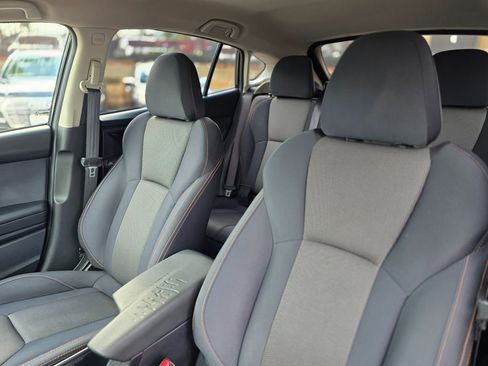 Used 2019 Subaru Crosstrek 2.0i Premium w/ Eyesight System image 23