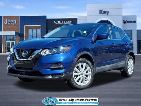 Used 2020 Nissan Rogue Sport S w/ Appearance Package FWD image 1