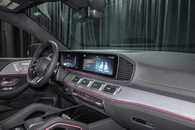 New 2026 Mercedes-Benz GLE 53 AMG 4MATIC Coupe image 16