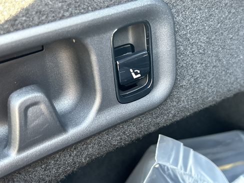 New 2026 Mercedes-Benz E 350 Sedan image 10