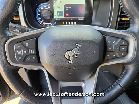 Used 2023 Ford Bronco Badlands image 27