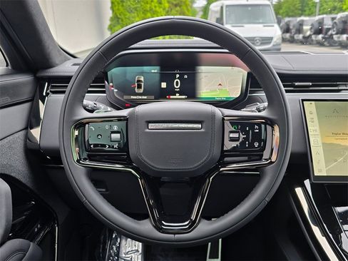 New 2025 Land Rover Range Rover Sport Autobiography image 11
