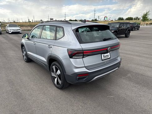 Used 2025 Volkswagen Taos S AWD/4WD image 5