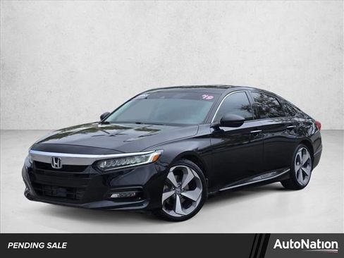 Used 2019 Honda Accord Touring image 1