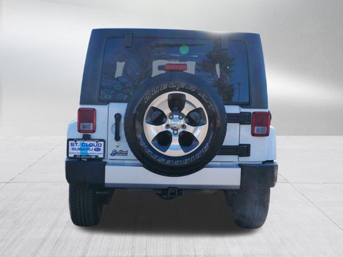 Used 2018 Jeep Wrangler Sahara w/ Connectivity Group image 6