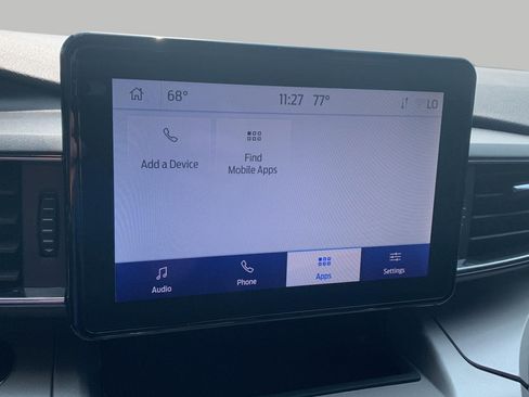 Used 2024 Ford Explorer XLT w/ Equipment Group 202A AWD/4WD image 16