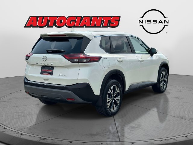 Used 2023 Nissan Rogue SV AWD/4WD image 4