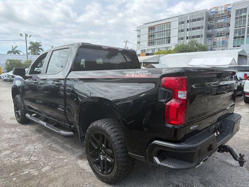 Used 2025 Chevrolet Silverado 1500 LT Trail Boss w/ LPO, Dark Essentials Package image 9