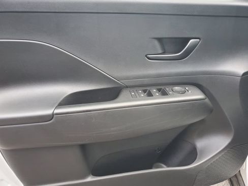 Used 2025 Hyundai Kona SEL AWD/4WD image 13
