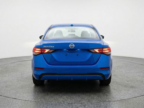 Used 2025 Nissan Sentra SV image 7