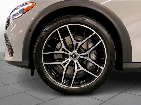 Used 2025 Mercedes-Benz E 450 4MATIC All-Terrain Wagon image 11