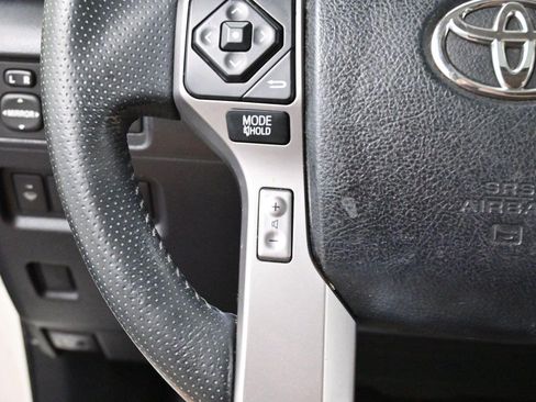 Used 2016 Toyota 4Runner Limited AWD/4WD image 17