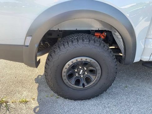 Used 2023 Ford F150 Raptor w/ Raptor Carbon Fiber Package AWD/4WD image 10