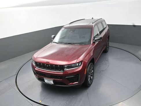 New 2026 Jeep Grand Cherokee L Limited AWD/4WD image 13