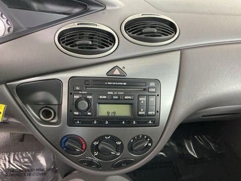 Used 2003 Ford Focus ZTS image 17