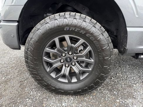 Used 2022 Ford F150 Lariat w/ Equipment Group 502A High AWD/4WD image 15