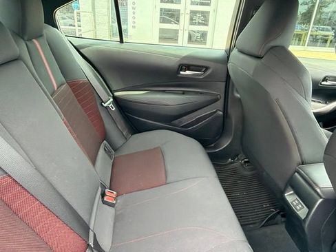 Used 2024 Toyota Corolla SE w/ SE Premium Package FWD image 11