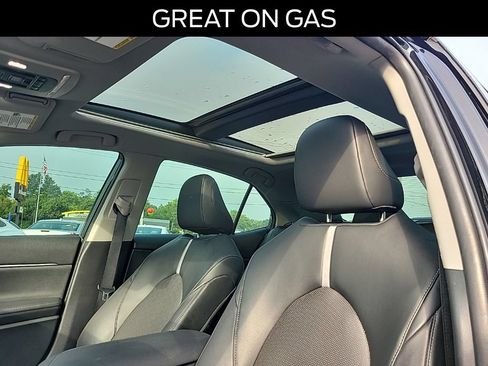 Used 2022 Toyota Camry XSE AWD/4WD image 30