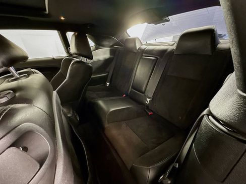 Certified 2019 Dodge Challenger R/T w/ Plus Package image 34