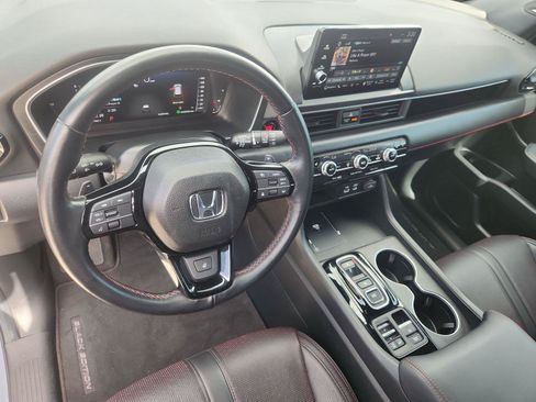 Used 2025 Honda Pilot Black Edition image 10