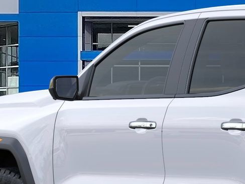 New 2026 GMC Canyon Denali AWD/4WD image 13