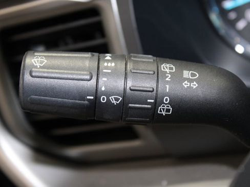 Used 2024 Ford Expedition Max XLT image 38