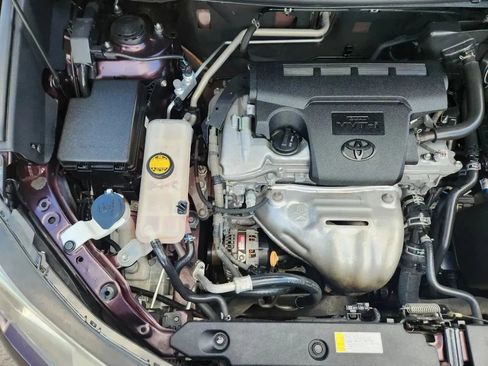Used 2018 Toyota RAV4 LE FWD image 21