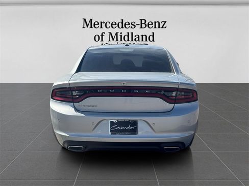 Used 2020 Dodge Charger SXT image 6