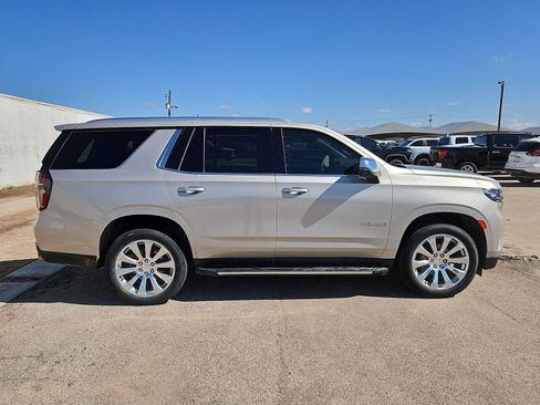 Used 2024 Chevrolet Tahoe Premier AWD/4WD image 9