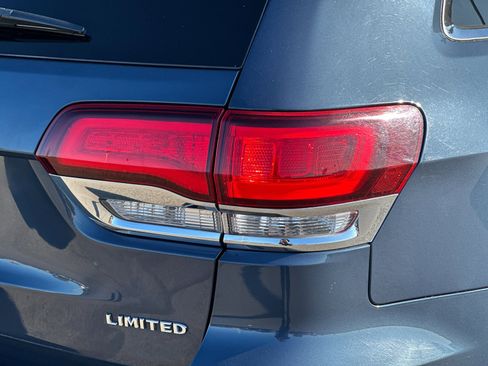 Used 2021 Jeep Grand Cherokee Limited image 25