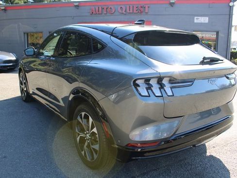 Used 2021 Ford Mustang Mach-E Premium image 5