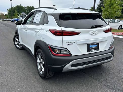 Used 2022 Hyundai Kona SEL w/ Convenience Package FWD image 5